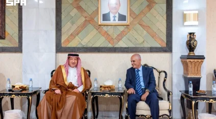 نائب وزير الخارجية يقدم واجب العزاء في وفاة الرئيس اليمني السابق