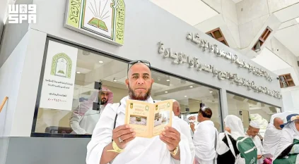 الشؤون الإسلامية تكثف جهودها التوعوية لخدمة المعتمرين بمسجد التنعيم