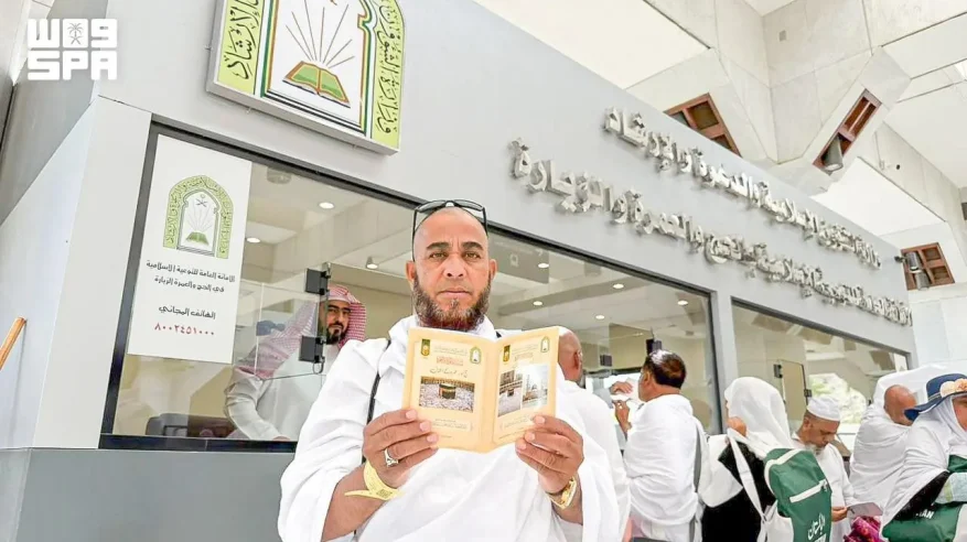 الشؤون الإسلامية تكثف جهودها التوعوية لخدمة المعتمرين بمسجد التنعيم