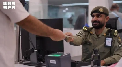 “الجوازات” تواصل جهودها لإنهاء إجراءات مغادرة ضيوف الرحمن عبر المنافذ الدولية