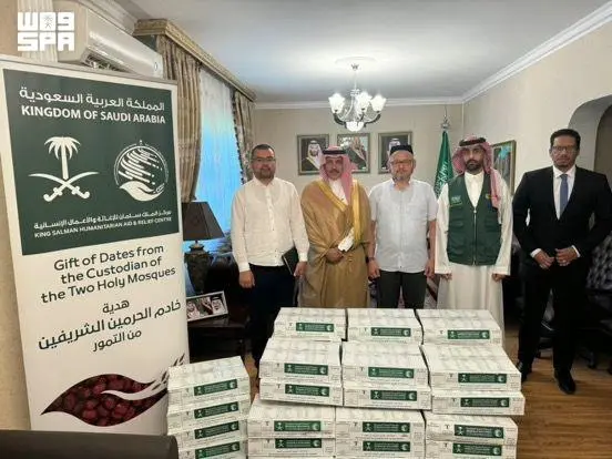 سلمان للإغاثة يسلّم 25 طنًا من التمور هدية السعودية لأوزبكستان