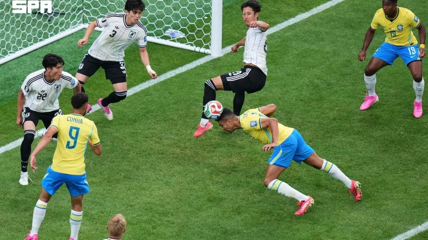 البرازيل تتغلب على اليابان وتتأهل إلى دور الـ16 بهدف في الوقت بدل الضائع