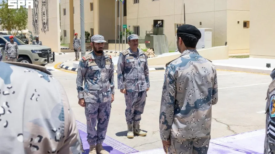 اللواء الودعاني يزور القطاعات والمراكز الحدودية ومنفذ جديدة عرعر بالشمالية
