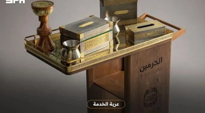أدوات غسل الكعبة المشرفة.. حِرفية سعودية تُجسد العناية ببيت الله الحرام