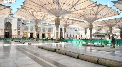 180 ألف عملية غسيل سنويًا للسجاد بالمسجد النبوي