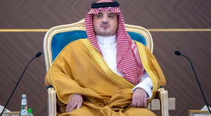 عبدالعزيز بن سعود يلتقي أهالي الباحة وينقل لهم تحيات القيادة
