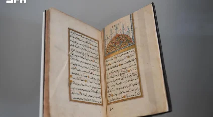 مصاحف ومخطوطات نادرة تزين جناح بحر الإيمان بمتحف البحر الأحمر