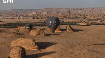 العُلا.. حين تتنافس الأرض والسماء على إبهار الزائر