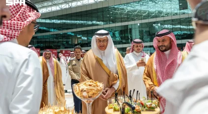 وزير البيئة يدشن حملة “بالتمر أبرك” لتعزيز حضور التمور في الأطباق الغذائية بالمملكة