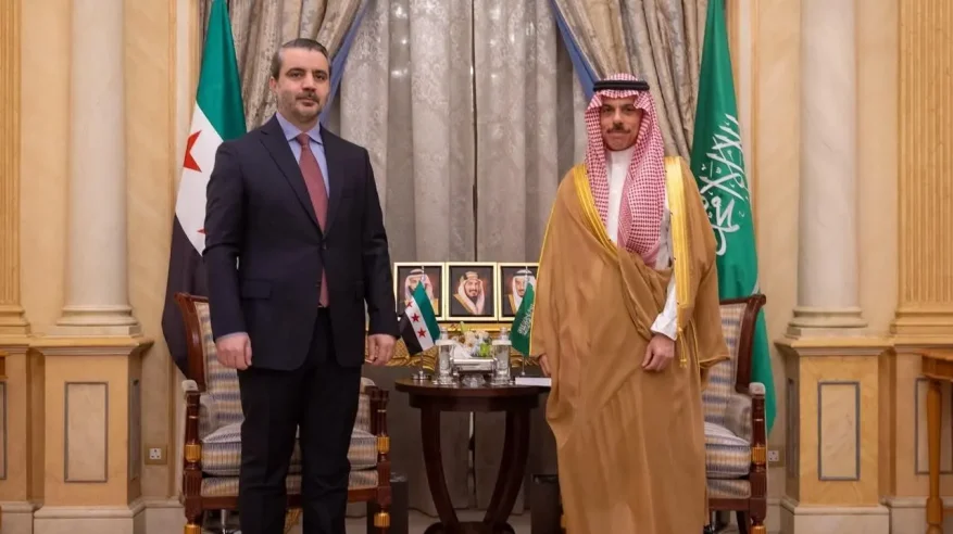 فصيل بن فرحان يستعرض العلاقات الثنائية مع نظيره السوري