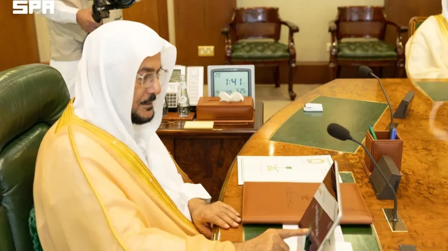 وزير الشؤون الإسلامية يدشّن خدمة بطاقة “مسلم جديد” على تطبيق توكلنا