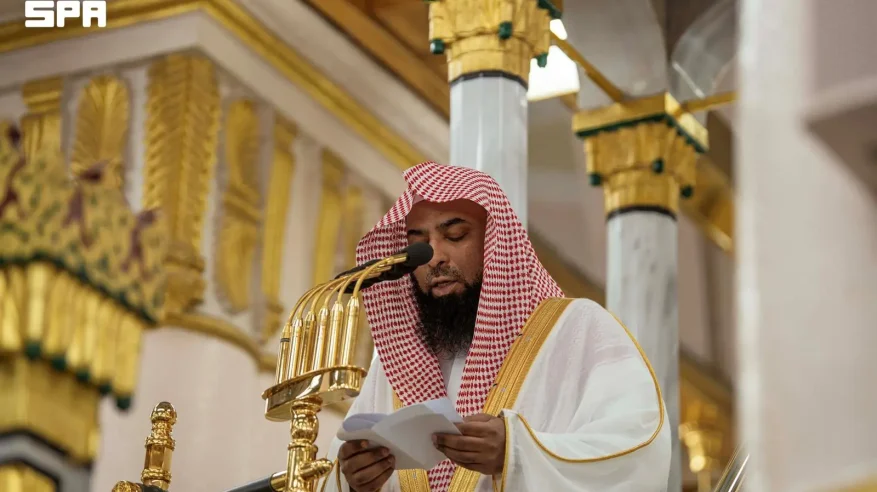 خطيب المسجد النبوي: تفقدوا الفقراء وأعينوا الضعفاء وخففوا عنهم لهيب الصيف