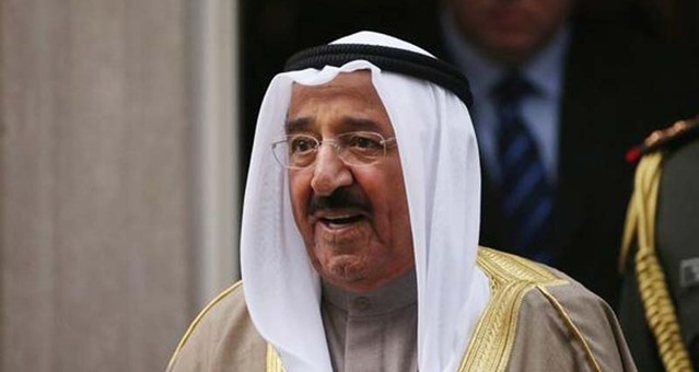 الكويت تدعو قادة المملكة وعمان والبحرين لحضور القمة الخليجية