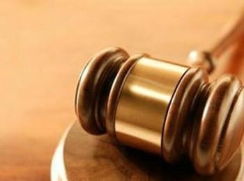 محكمة إماراتية تؤيد حبس اثنين لقتلهما سيدة أثناء علاجها بالقرآن