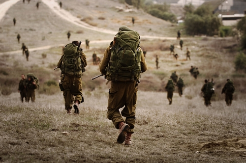 عدوان جديد .. جيش الاحتلال يبدأ هجومه البري على غزة