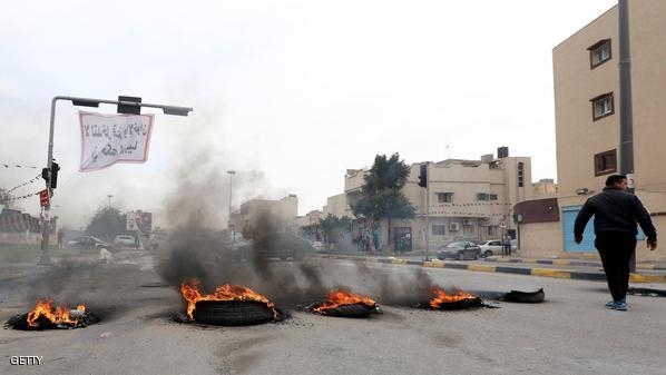 أنباء عن سقوط قتلى في اقتحام مقر “المؤتمر” الليبي