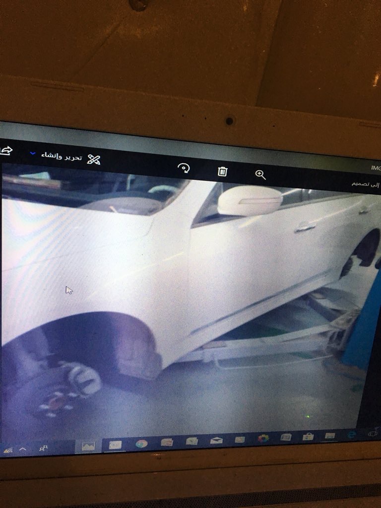 سُرقت سيارته من مركز صيانة شهير في مكة منذ 2014 ولا تعويض!