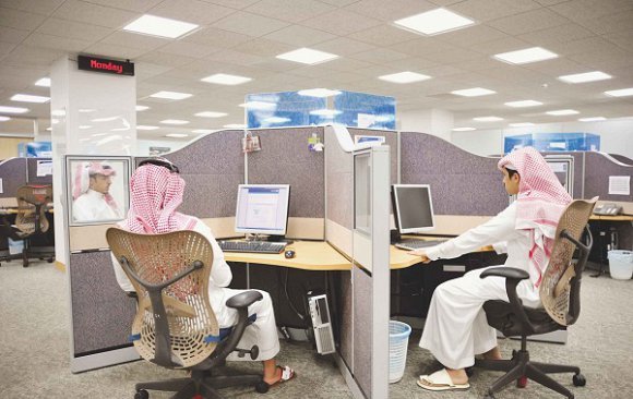 إنجاز تاريخي لمؤشرات سوق العمل في السعودية.. تدني البطالة ووفرة فرص العمل