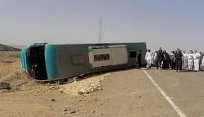 مصر: 3 قتلى و16 جريحاً في هجوم على حافلة عمال بسيناء