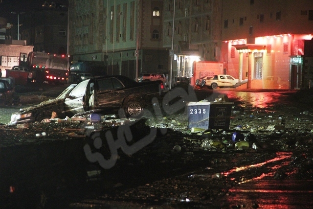 مدني الطائف: أنقذنا 15 شخصاً في أمطار “الخميس”