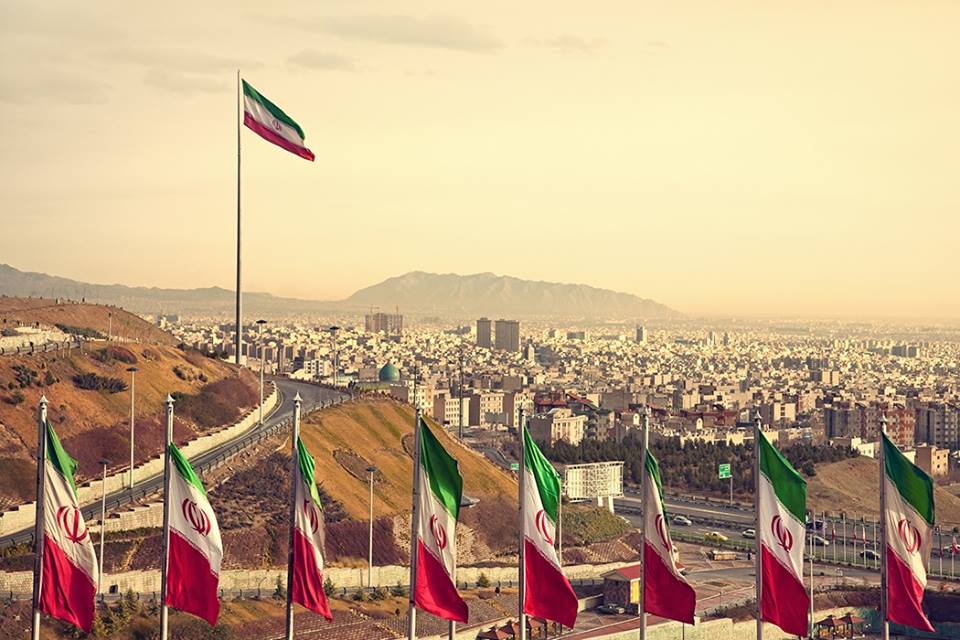 حقائق تتكشف حول تعامل نظام الملالي مع المغتربين ومزدوجي الجنسية في إيران