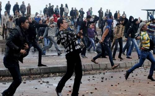 تبادل لإطلاق النار بمحيط جامعة القاهرة في فض اعتصام “النهضة”