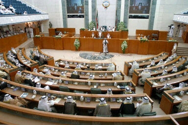 مجلس الأمة الكويتي يشيد بموقف خادم الحرمين تجاه الأحداث في مصر