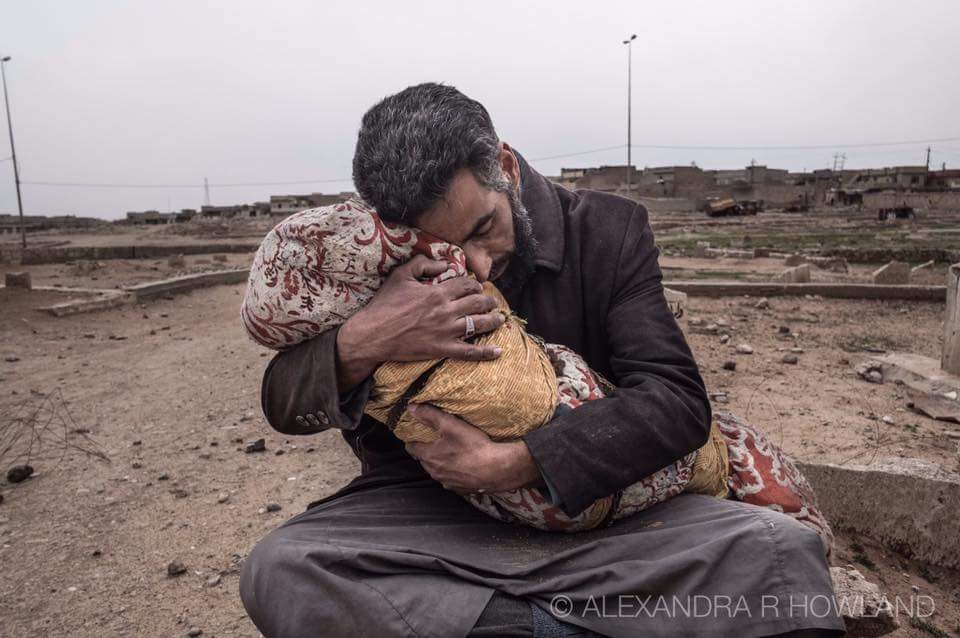 بعد المجزرة التي أودت بحياة 300 مدني بالموصل.. أميركا: قد نكون مسؤولين