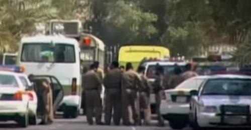 فيديو نادر يوضح حادثة احتجاز الإرهابيين لرهائن فندق  #الخبر  2004