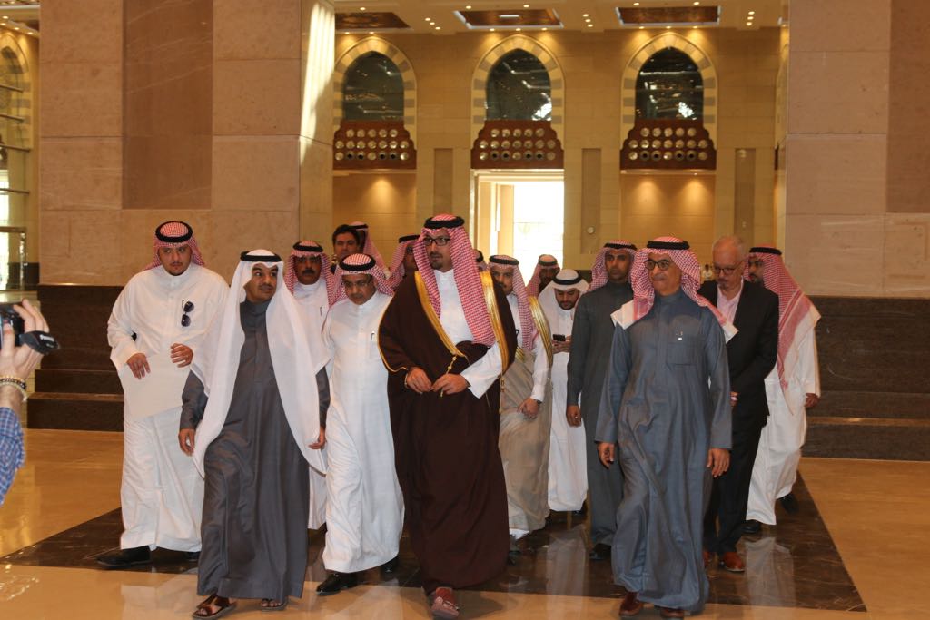 نائب أمير منطقة المدينة المنورة يزور مركز الملك سلمان الدولي للمؤتمرات