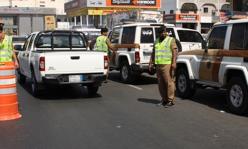 شرطة جدة تضبط وافداً عربياً احترف جرائم النشل