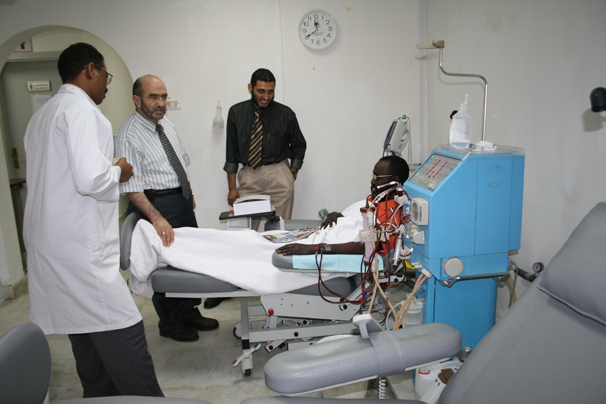 مراكز الغسيل الكلوي بـ “بر جدة” ترعى 223 مريضاً ومريضةً
