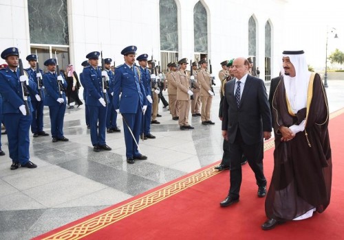 الرئيس اليمني يصل “جدة”