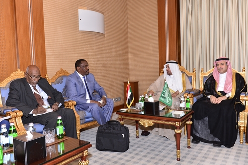 وزير الصحة السوداني يشيد بتجربة المملكة في مجال طب الحشود