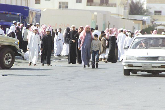 وفاة طالب في حادث دهس أمام مدرسة بشرورة