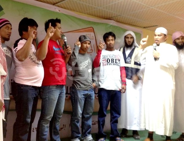 6 فلبينيين يشهرون إسلامهم في “ملتقى شعبة نصاب”