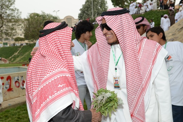 “عسير.. نريدها عالمية” حملة تطوعية لمهرجان “أبها يجمعنا”