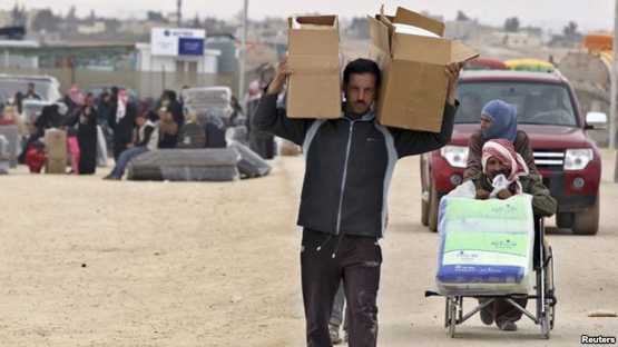 ترحيل 150 ألف سوري لرفضهم سيطرة الدولة الإسلامية على دير الزور
