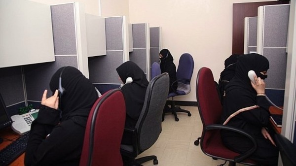 خبراء لـ”المواطن” : توطين المهن يوفر 100 ألف وظيفة للسعوديين