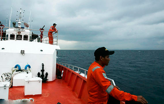 سفن ماليزية تتجه للمحيط الهندي بعد رصد حطام محتمل للطائرة المفقودة