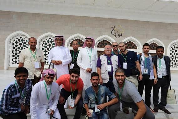 شباب العرب يشيدون بالمنجزات العملاقة في الحرمين الشريفين