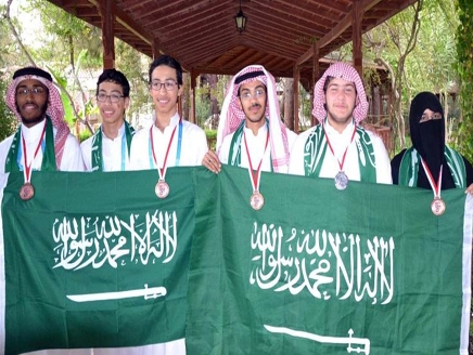 طالب سعودي يحقق ميدالية ذهبية في أولمبياد الرياضيات بالبلقان