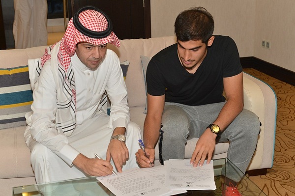 صورة.. إدارة الهلال تستعين بحارس أولمبي لمعالجة خللها