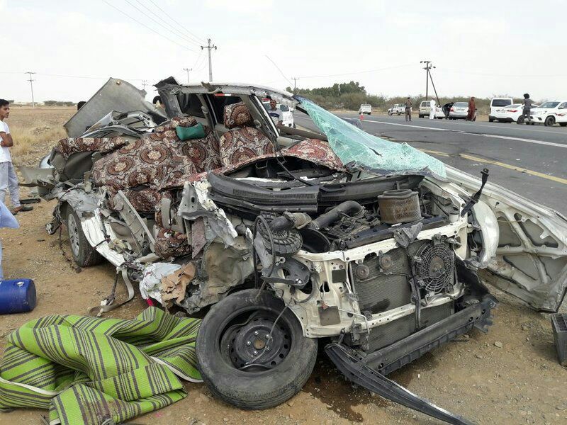 حادث مروّع يفجع أسرة في صبيا .. وفاة الأم وأبنائها الـ6 بسبب تصدّعات الطريق