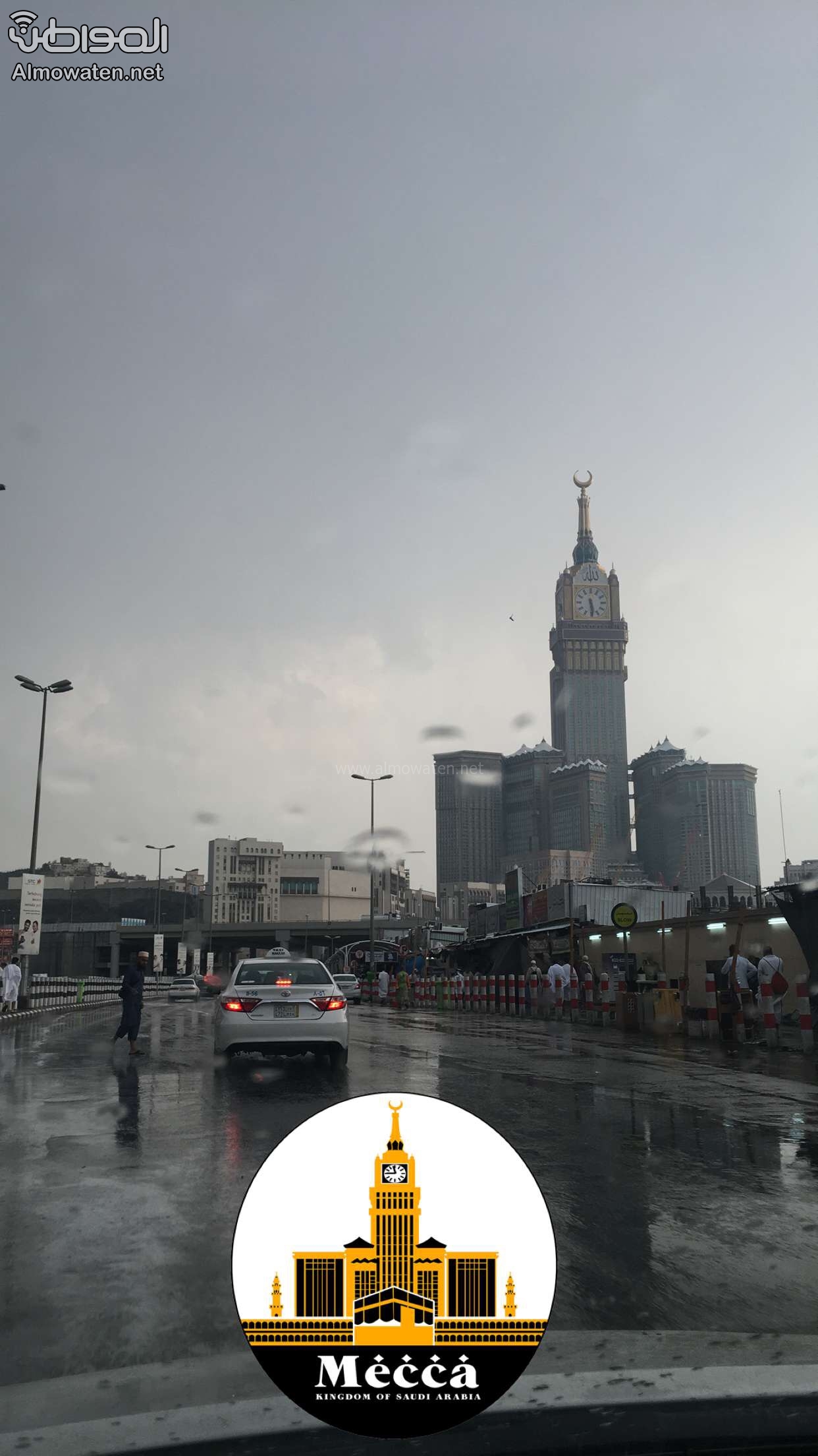 بالصور.. أمطار على مكة المكرمة والدفاع المدني يطبق خطة الطوارئ