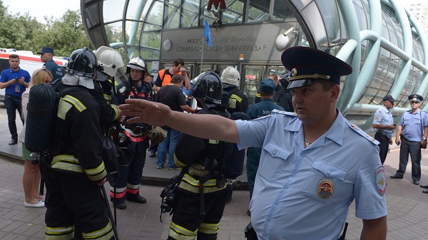 بالصور.. حادث مأساوي في مترو الأنفاق بموسكو