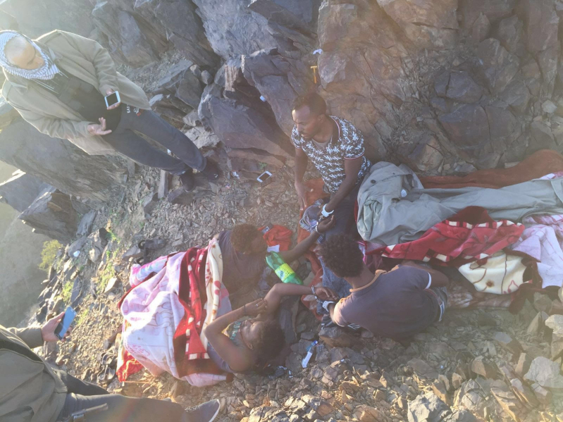 بالصور.. القبض على عصابة إثيوبية تروج الخمور في جبال نيرا
