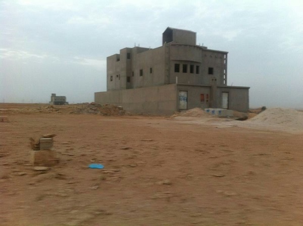 سكان عريض جنوب الرياض بدون كهرباء وسفلتة وصرف صحي