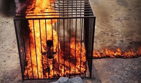 “داعش” تحرق 3 عراقيين وهم أحياء