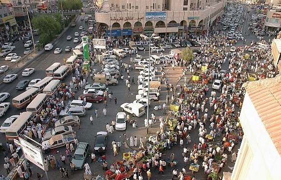 إخلاء 6 مواقع عشوائية للباعة الجائلين الأجانب في الرياض